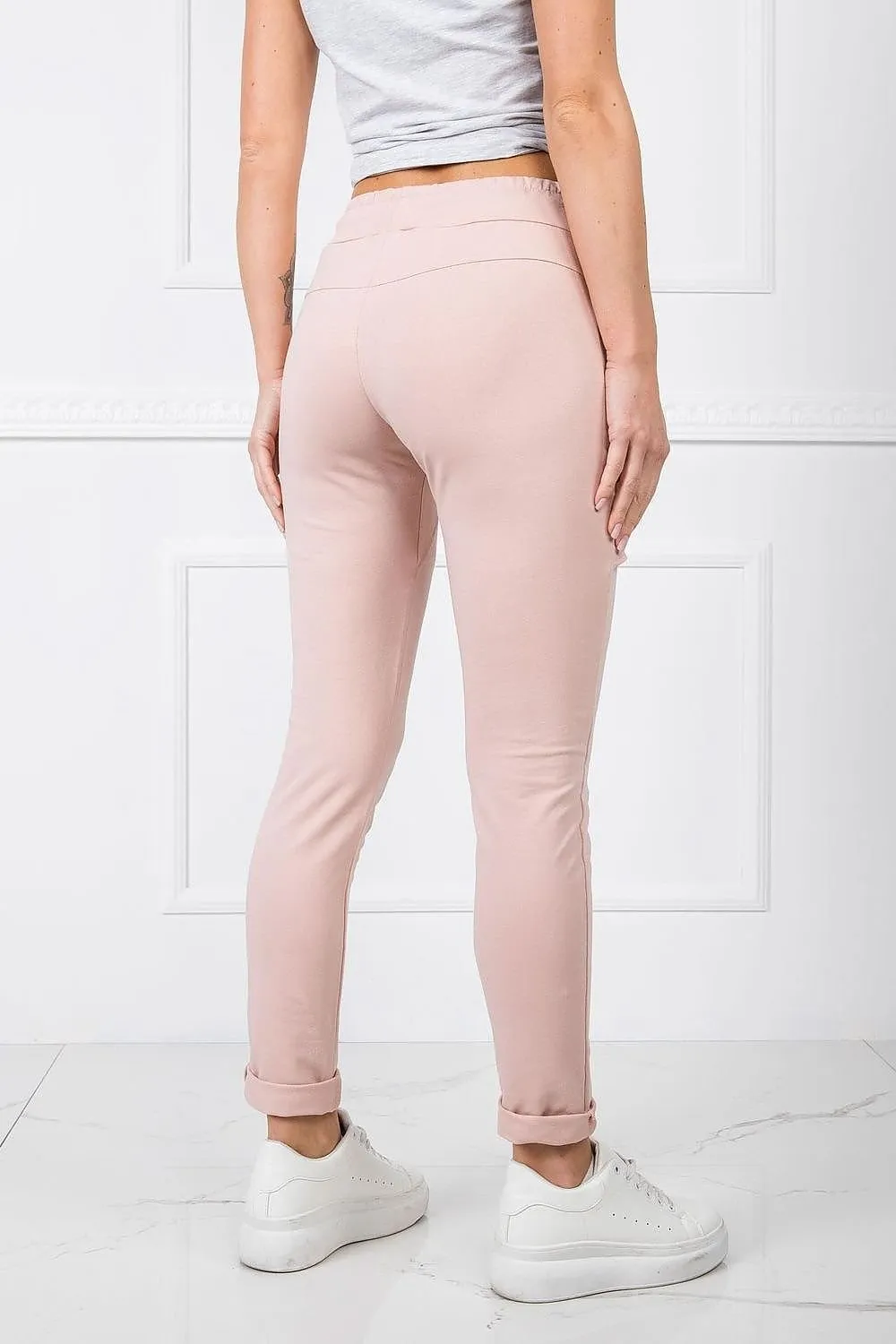 Chic and Comfortable High-Waisted Lounge Pants - The Essential Wardrobe Staple