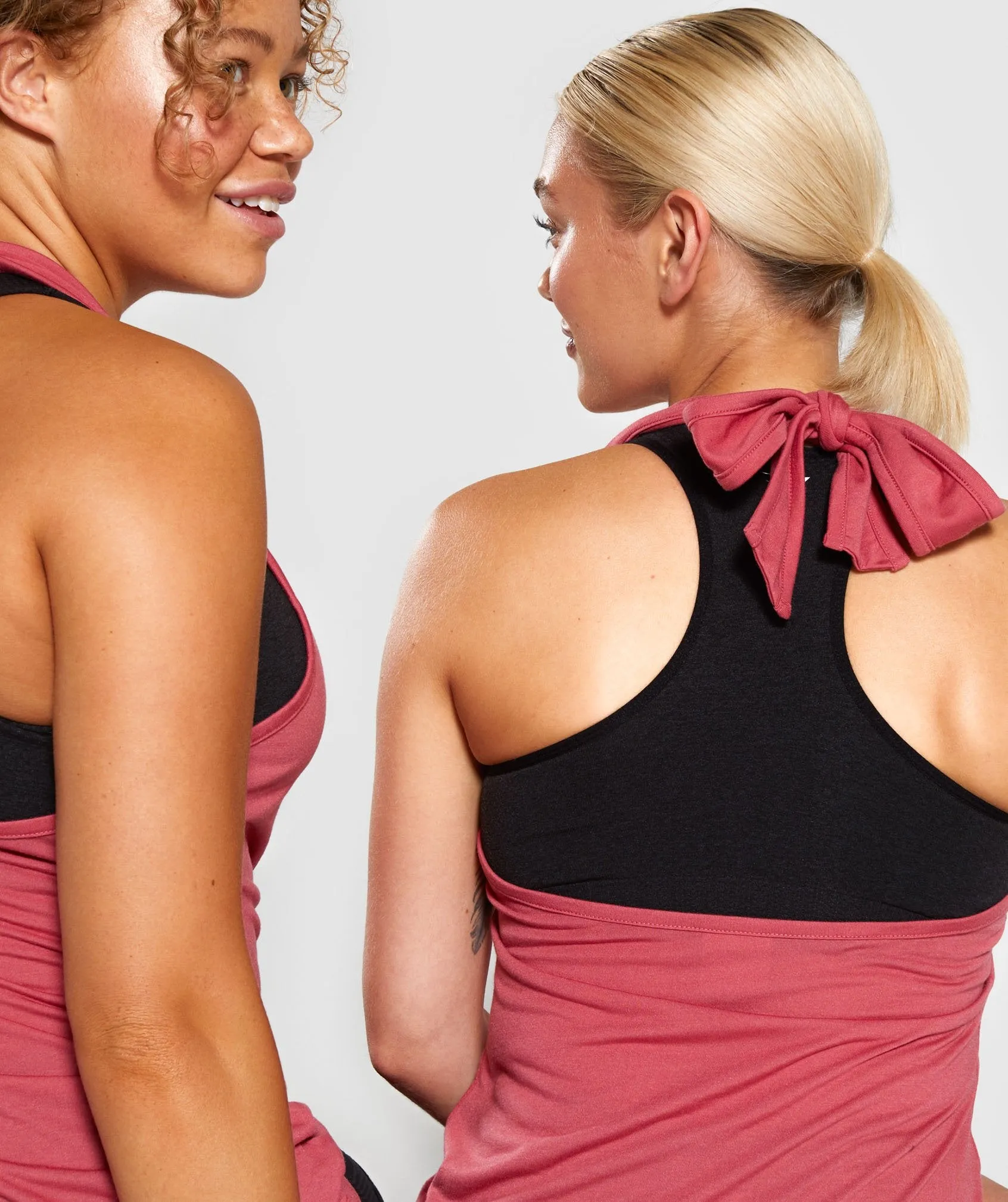 Gymshark Ark Halter Neck Vest - Rose