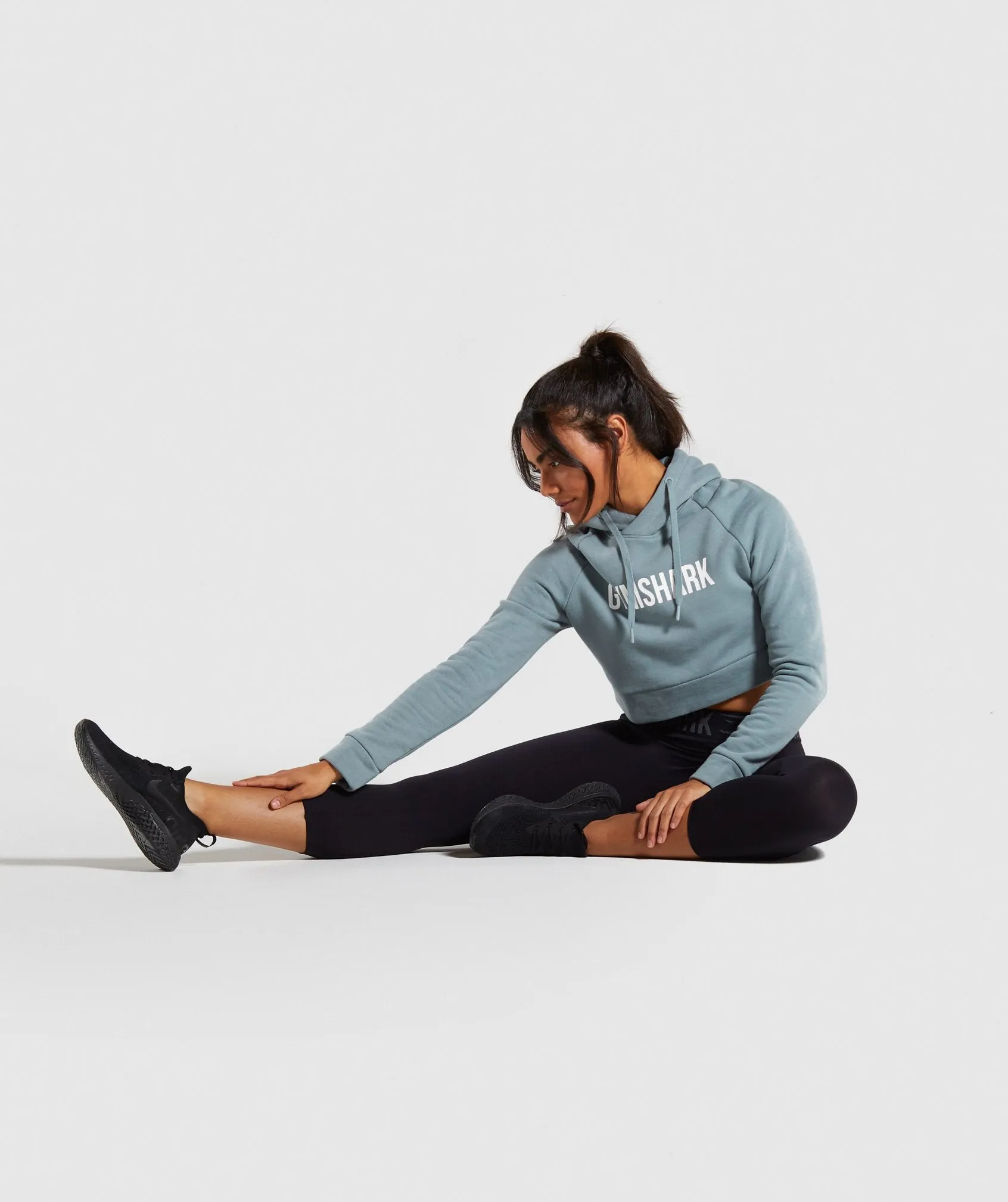 Gymshark Cropped Crest Hoodie - Turquoise